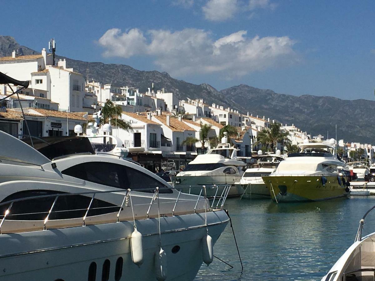 Yellow Jasper - Gemstone Getaway Holiday home Marbella